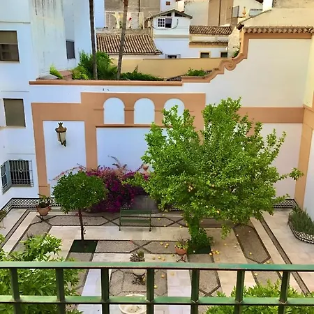 Apartment Patios De Valladares